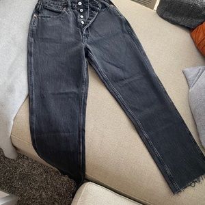 Vintage fit women’s jeans (brand new)